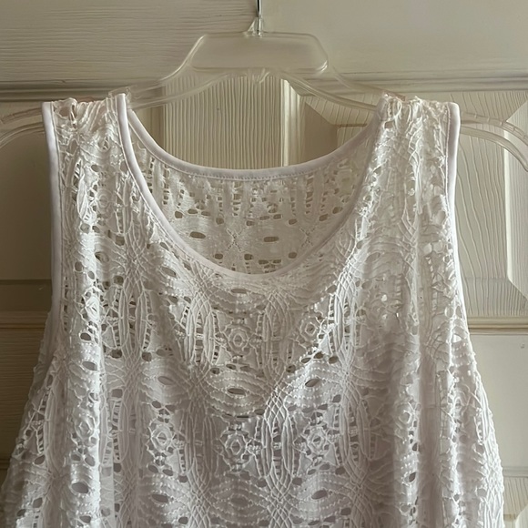 COPY - White lace dress with white slip insert - Picture 3 of 6